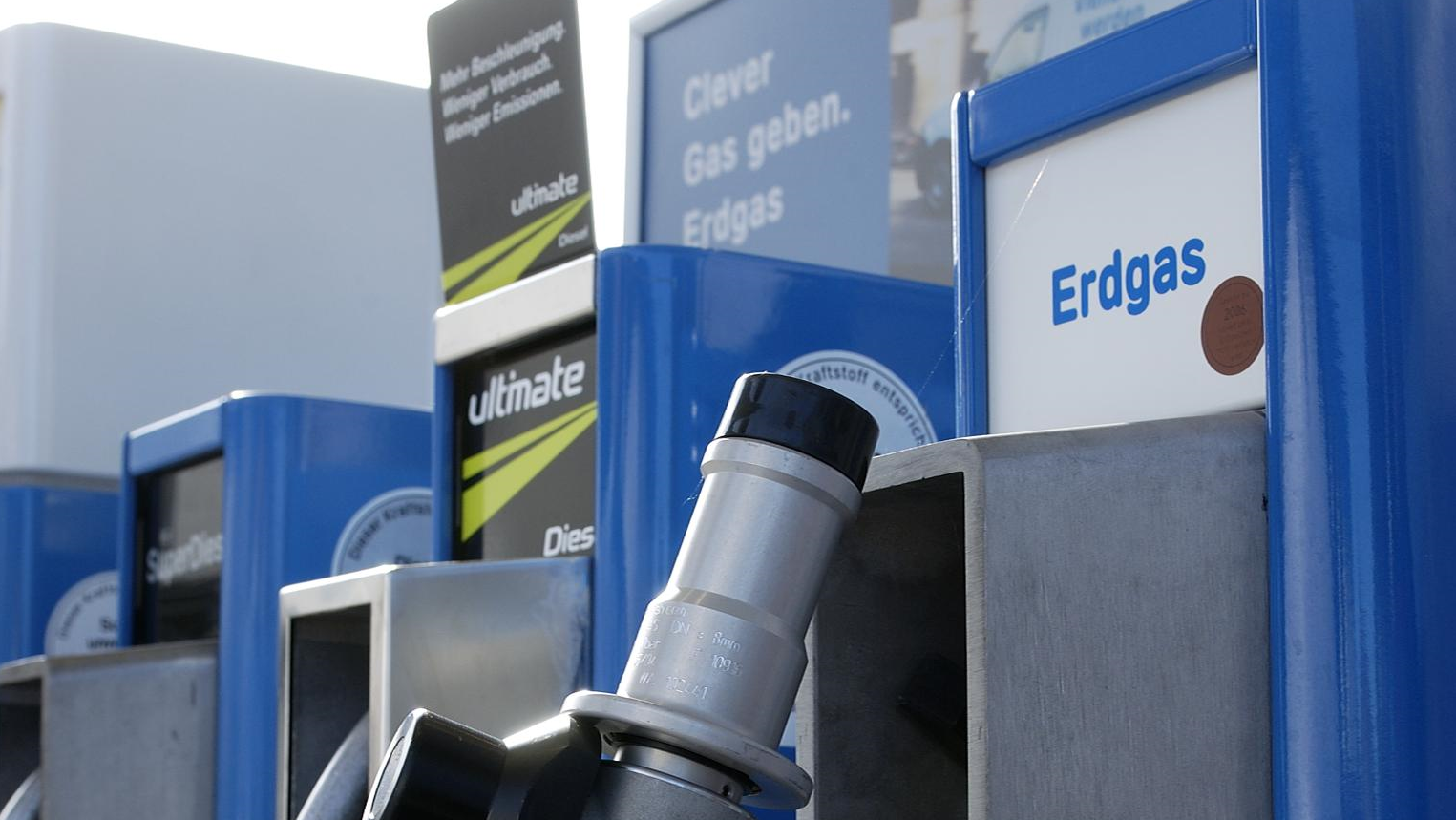Natural Gas Could Power Up To 10 Percent Of All Cars Volkswagen Clean Energy Wire