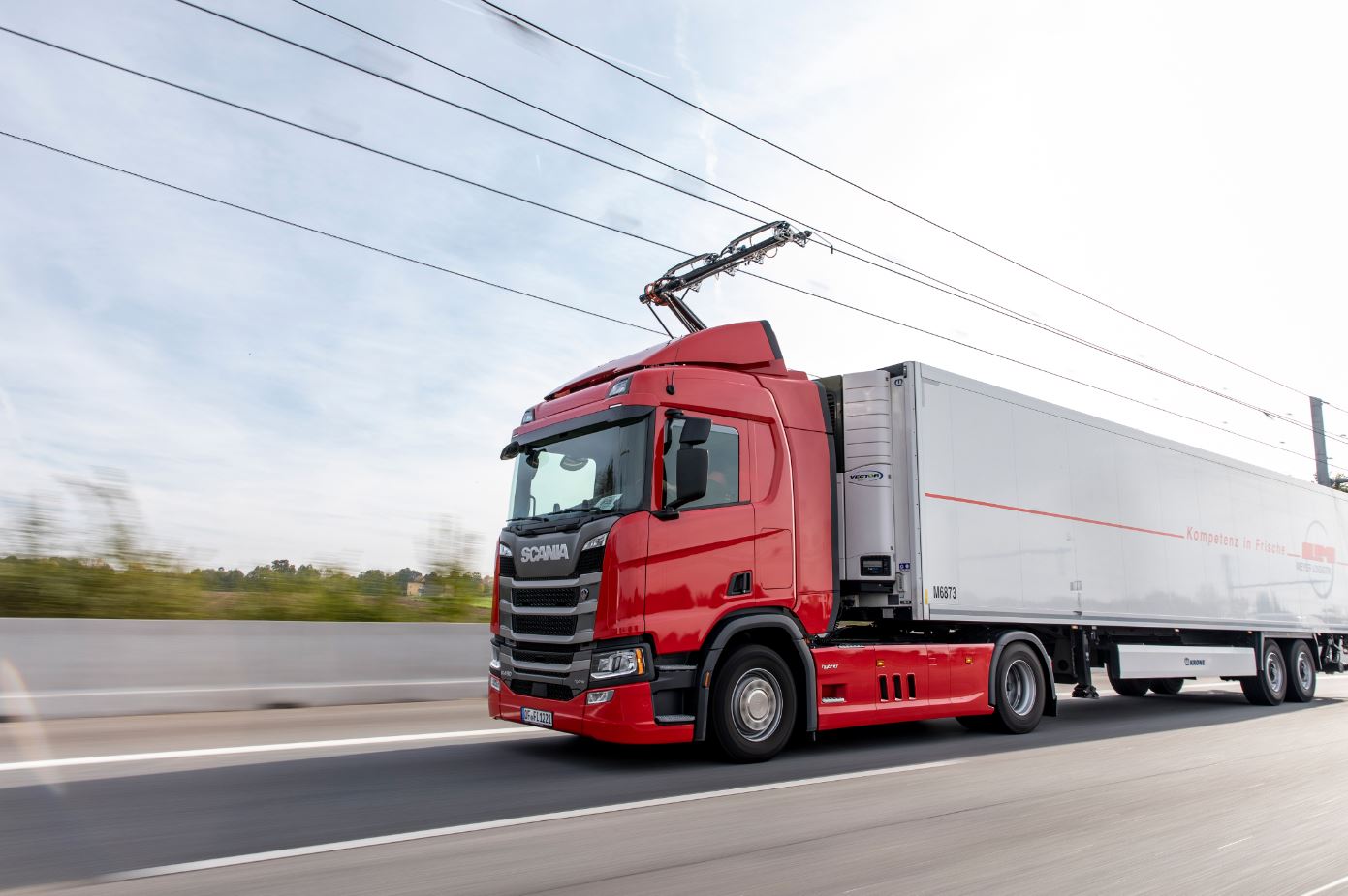 Electric highways offer the most efficient path to decarbonise trucks