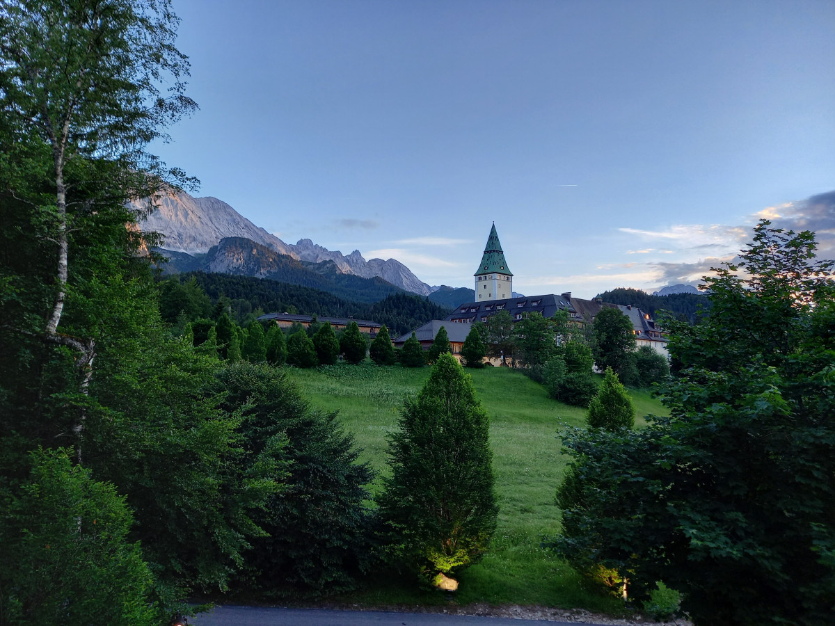 Photo shows Schloss Elmau in the Bavarian Alps at the time of the G7 summit 2022. Photo: CLEW/Wettengel.