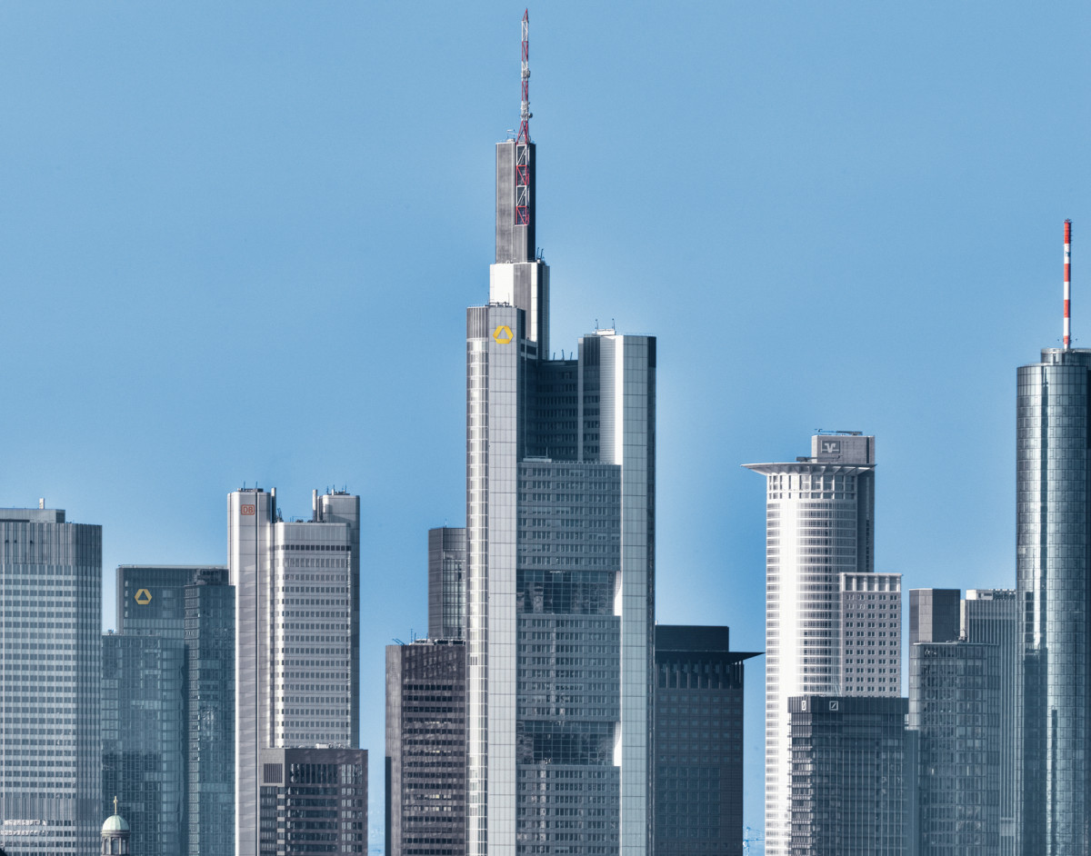 Bank towers dominate the skyline of Germany's financial capital Frankfurt. Photo: Commerzbank AG 