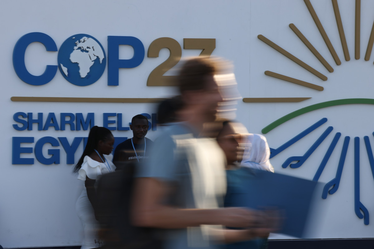Photo of a wall with the COP27 logo in Sharm El-Sheikh, Egypt. Photo: European Union. 