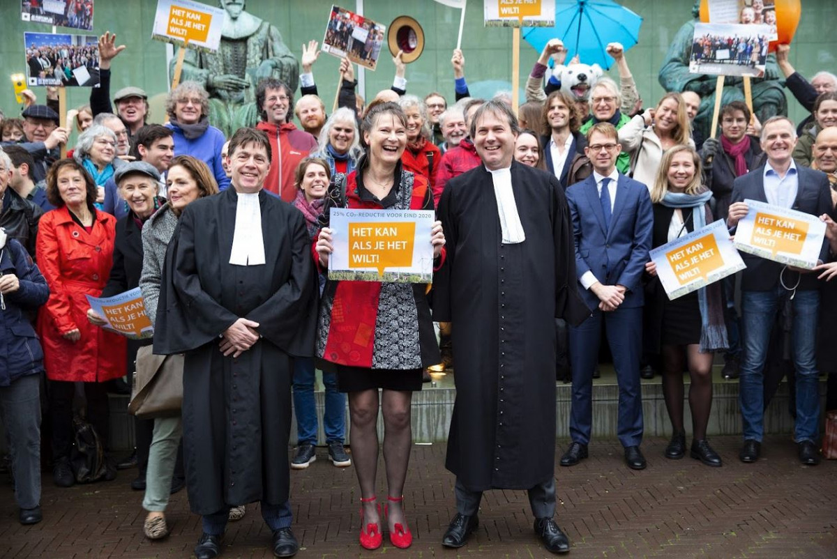 "It's possible if you want it" - Dutch activists celebrate the landmark Urgenda ruling. Image credit: Chantal Bekker / Urgenda