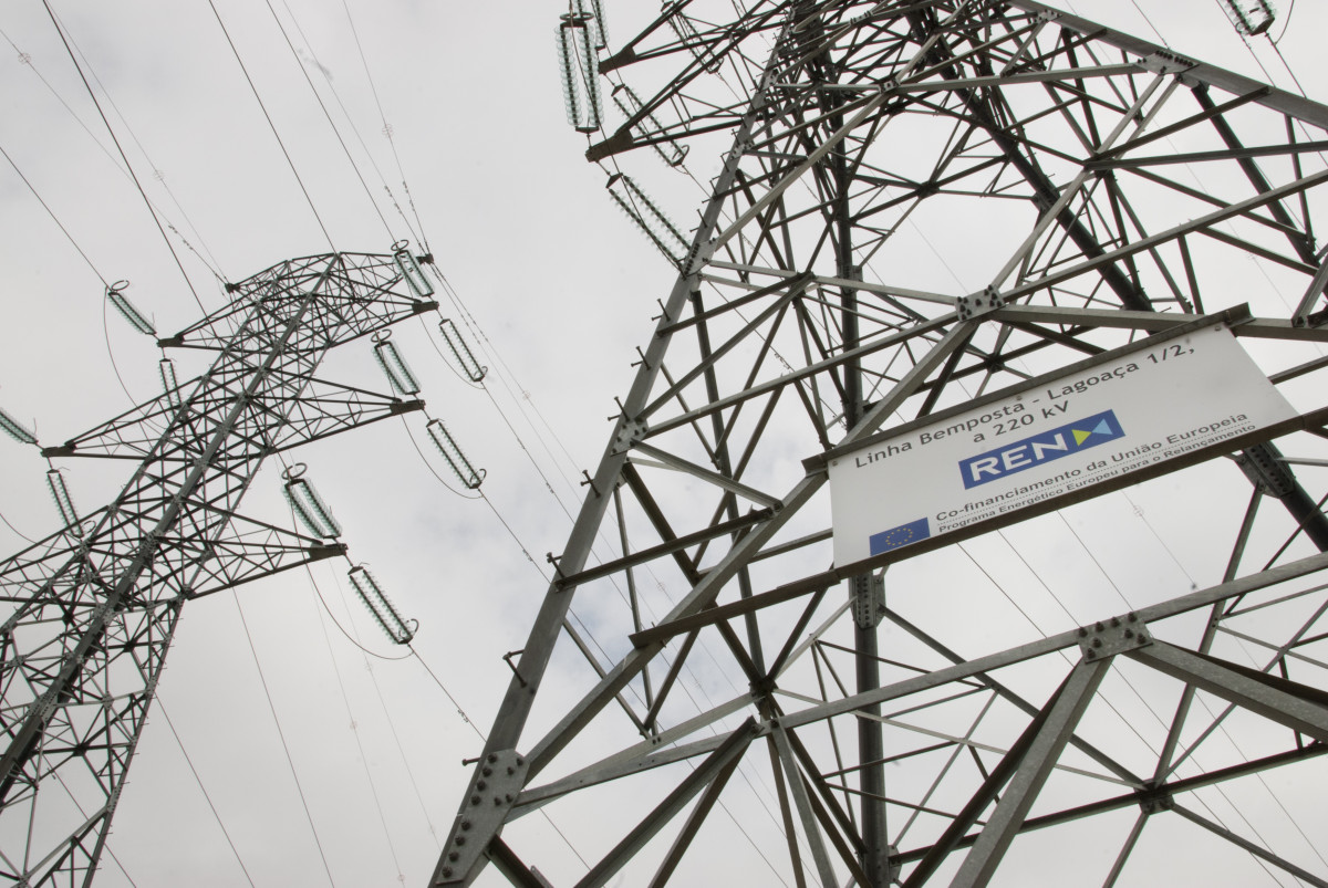 Picture shows electricity pylons in Portugal 