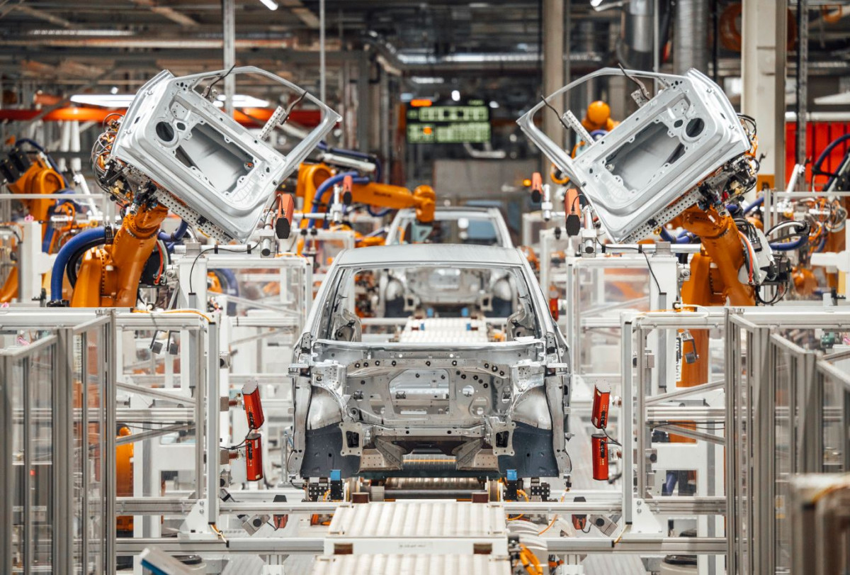 Photo shows VW car production in Zwickau. Photo: VW.