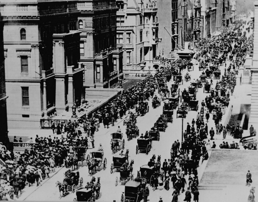 Fifth Avenue, Easter Sunday 1900