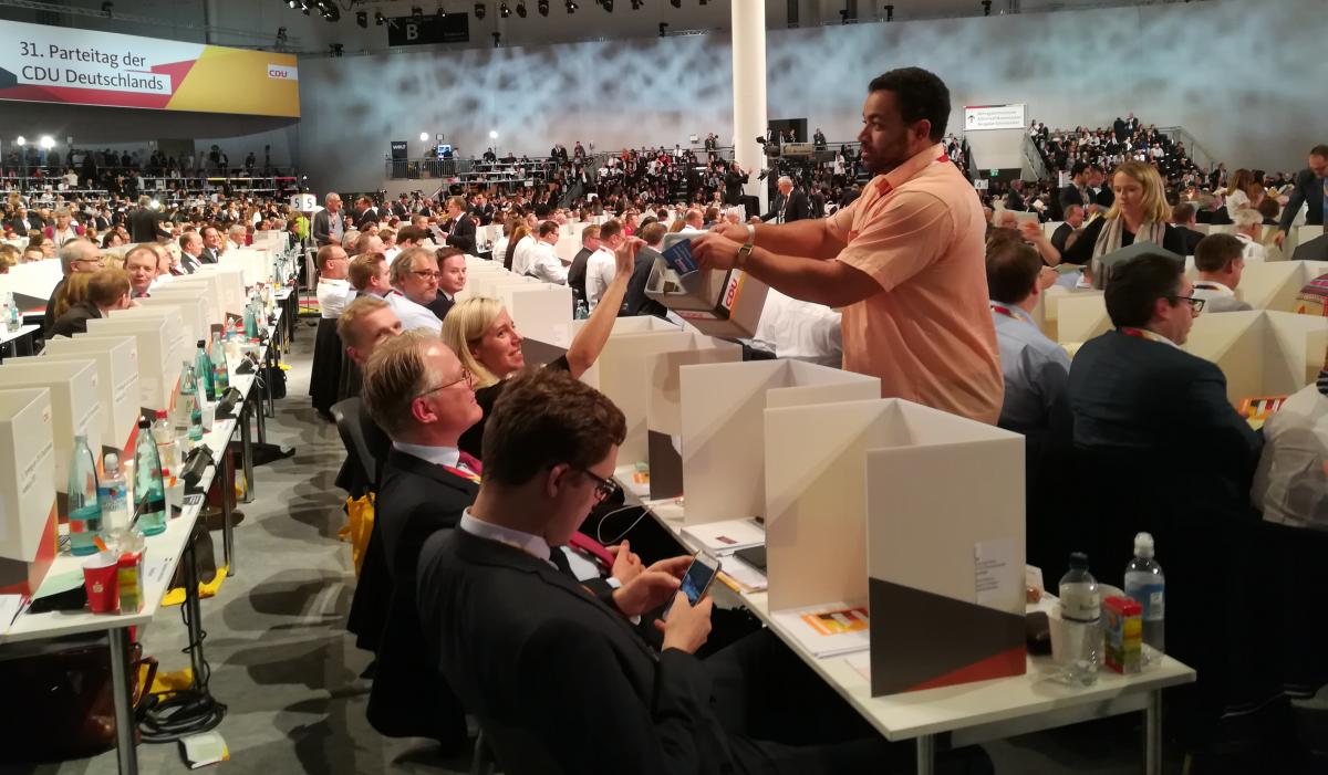 Delegates at the CDU conference elected Annegret Kramp-Karrenbauer as their new party head. Photo: CLEW/Wettengel 2018. 