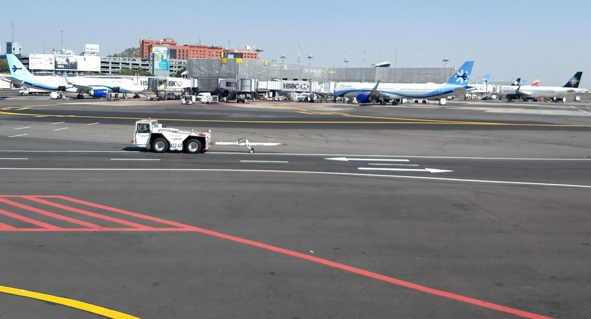 Aviation is a prime candidate for carbon offsetting because emissions are hard to abate, but the current system remains flawed. Image of Mexico City International Airport by Emilio Godoy.