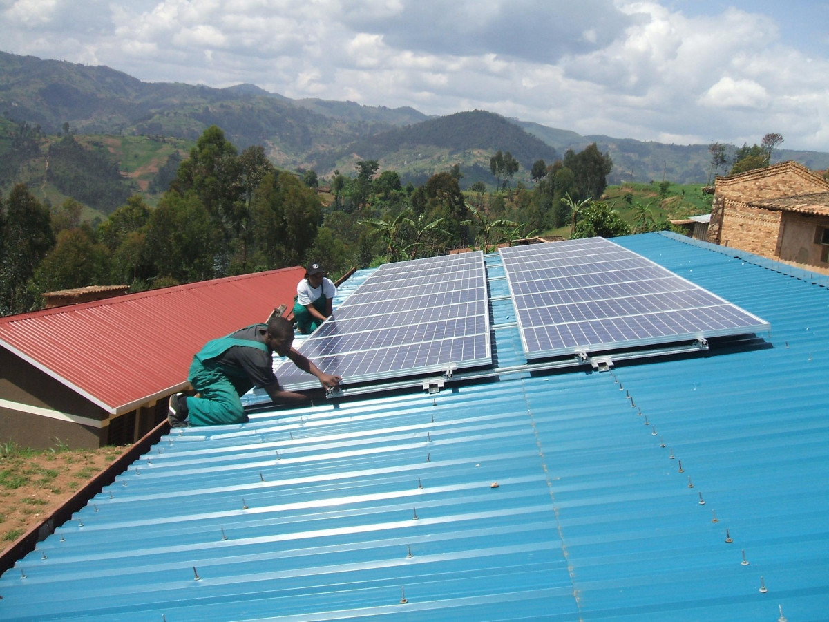 Off-grid installation in Africa: the initial funding of renewable power projects is often hard to come by in developing countries. Photo - BSW Solar