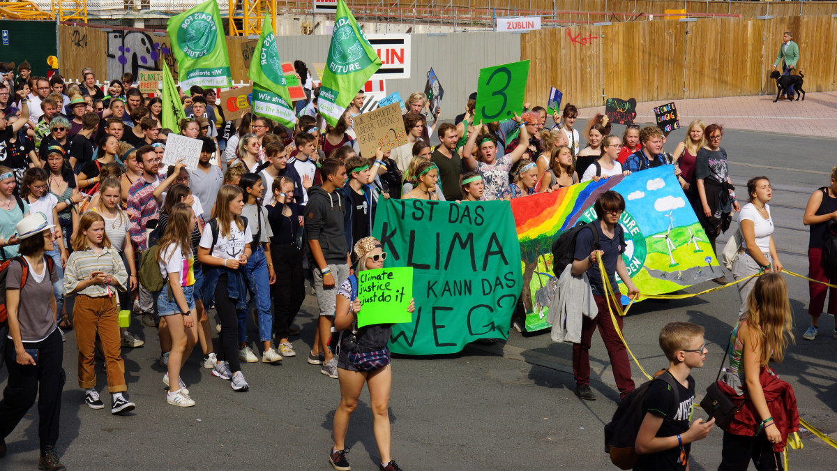 Photo shows Fridays For Future protesters in Dortmund 2019. Photo: CLEW/Mohn. 