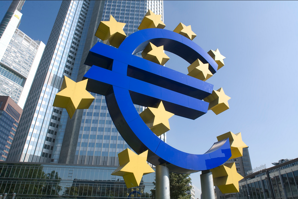 Euro monument in front of the former European Central Bank headquarter in Frankfurt. Photo: ECB 