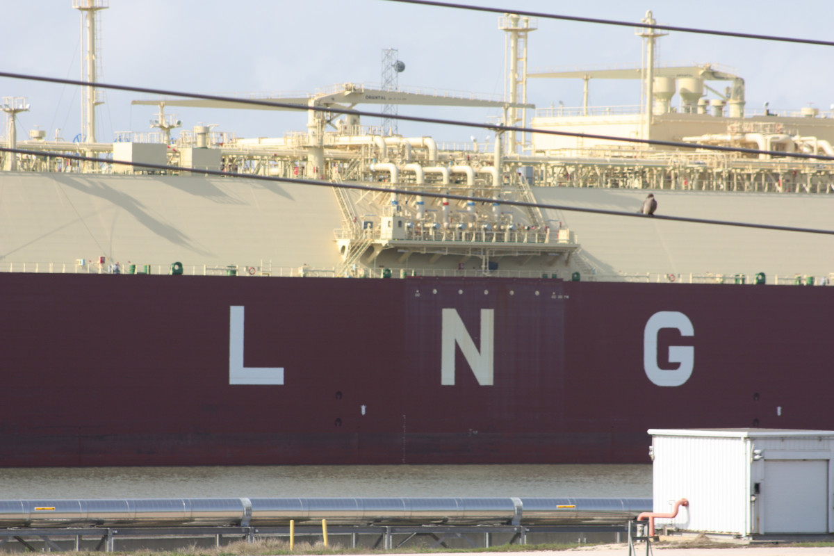Photo shows LNG carrier in Freeport, Texas. Photo: CLEW/Wettengel 2020. 