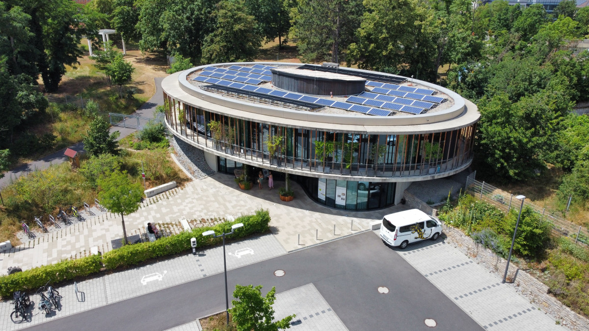 A zero-energy building, the Umweltstation Würzburg in Bavaria was built with recycled concrete material from a nearby former motorway bridge.